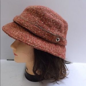 Coach Ladies Scaro Hampton Rose Tweed Hat, NWT